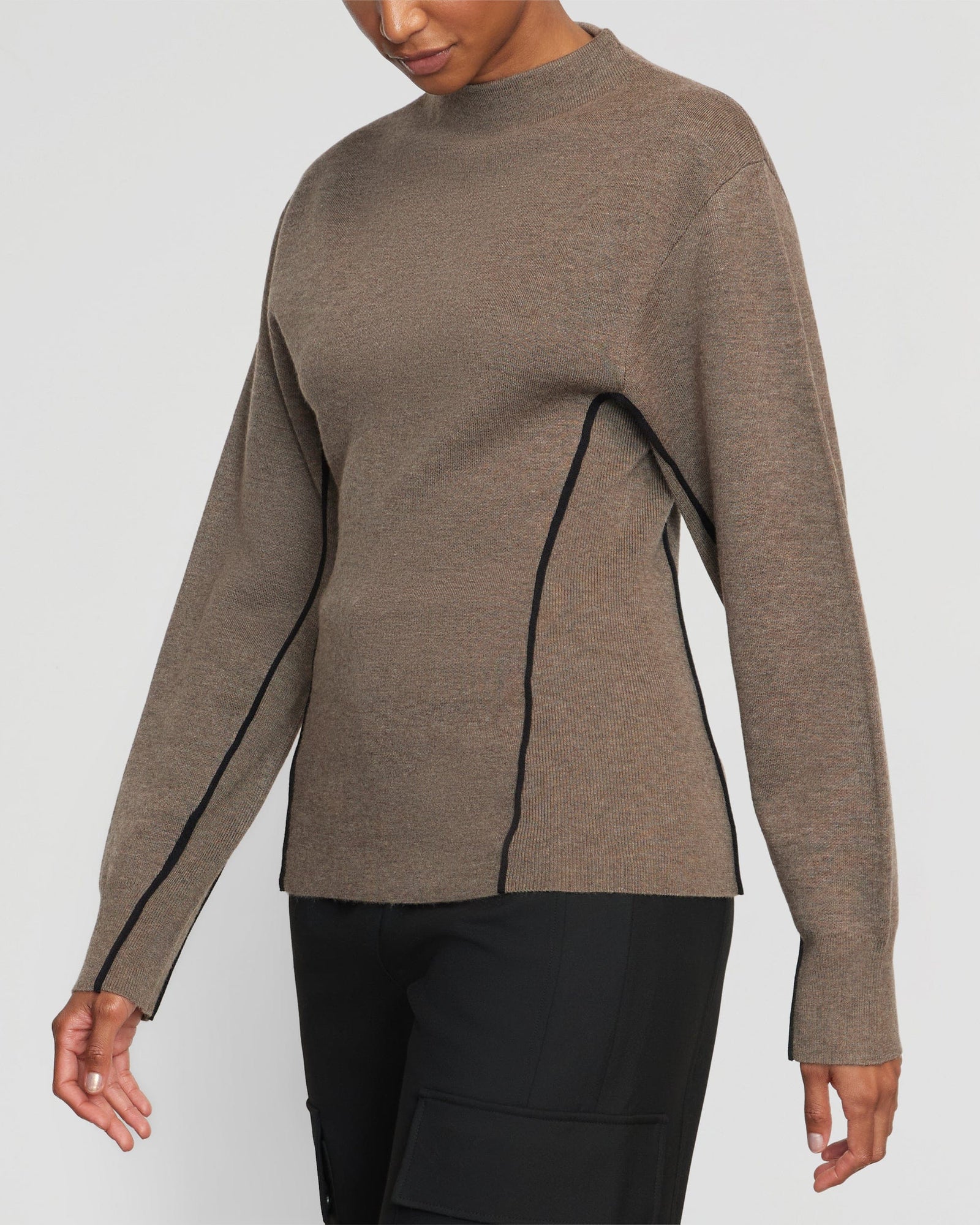Clarice Contrast-Piping Sweater | Maitake