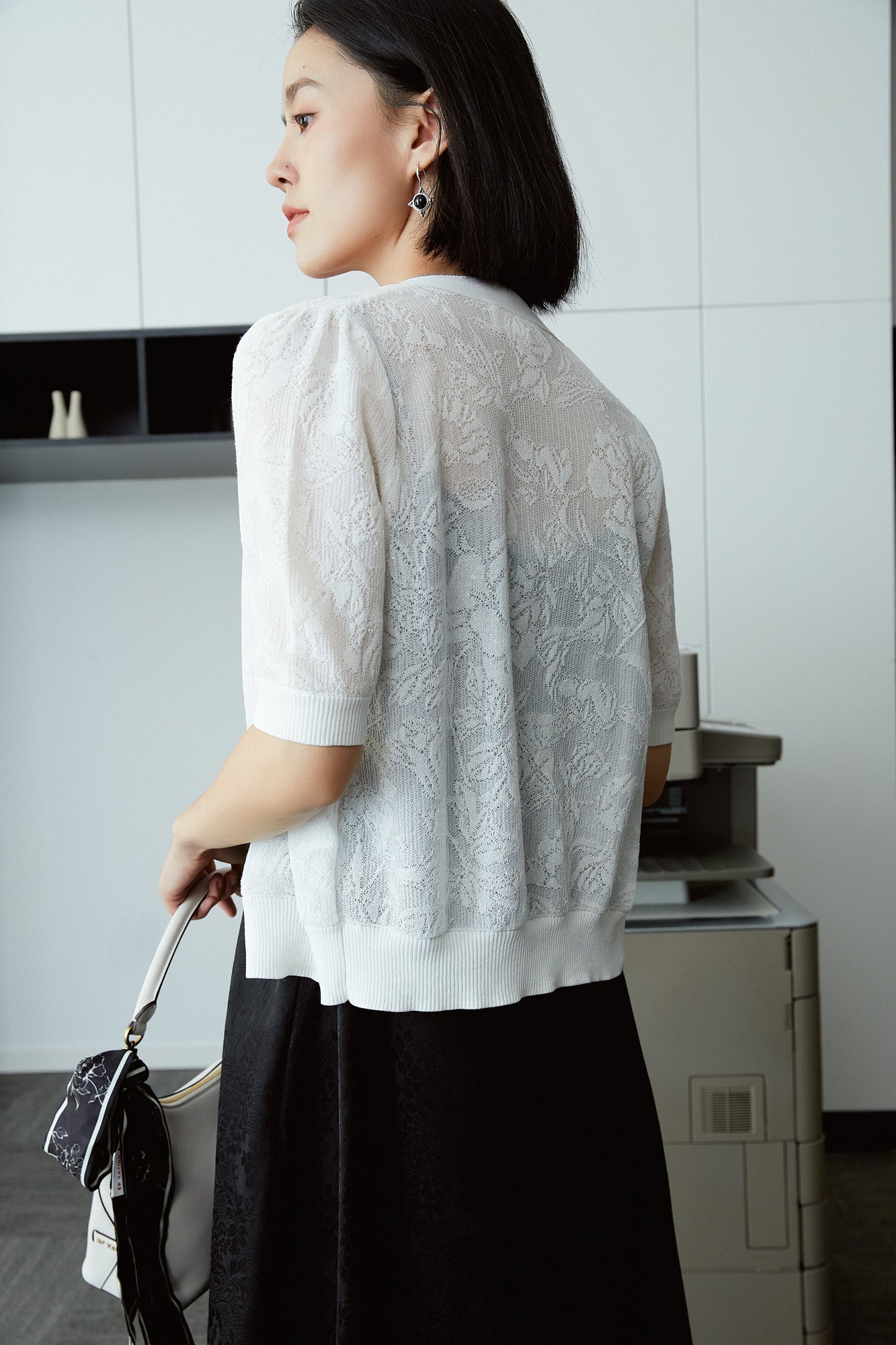 Embossed Slim Knit Cardigan | White