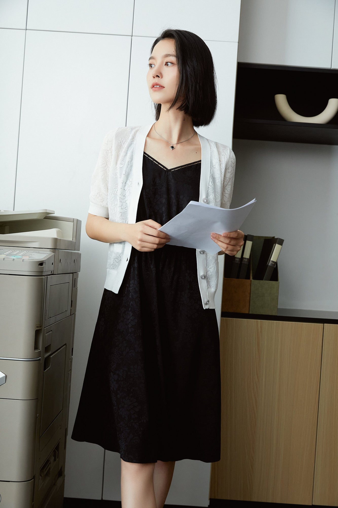 Embossed Slim Knit Cardigan | White