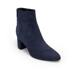 Mari | Navy Kid Suede