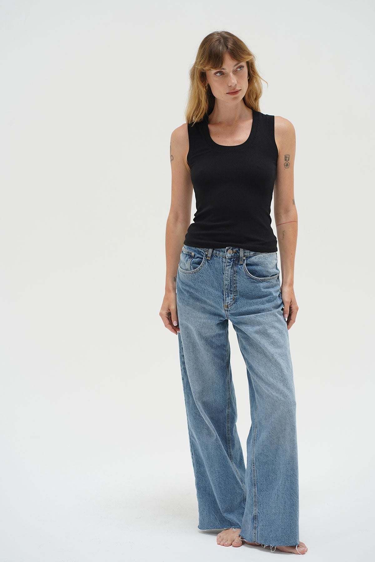 Women | Deep U Ribbed Tank | Black