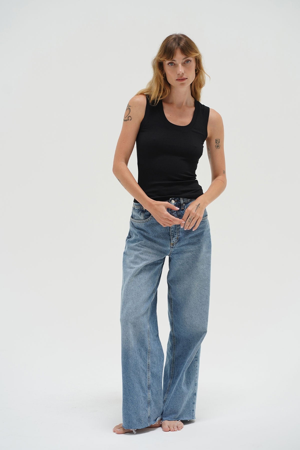 Women | Deep U Ribbed Tank | Black