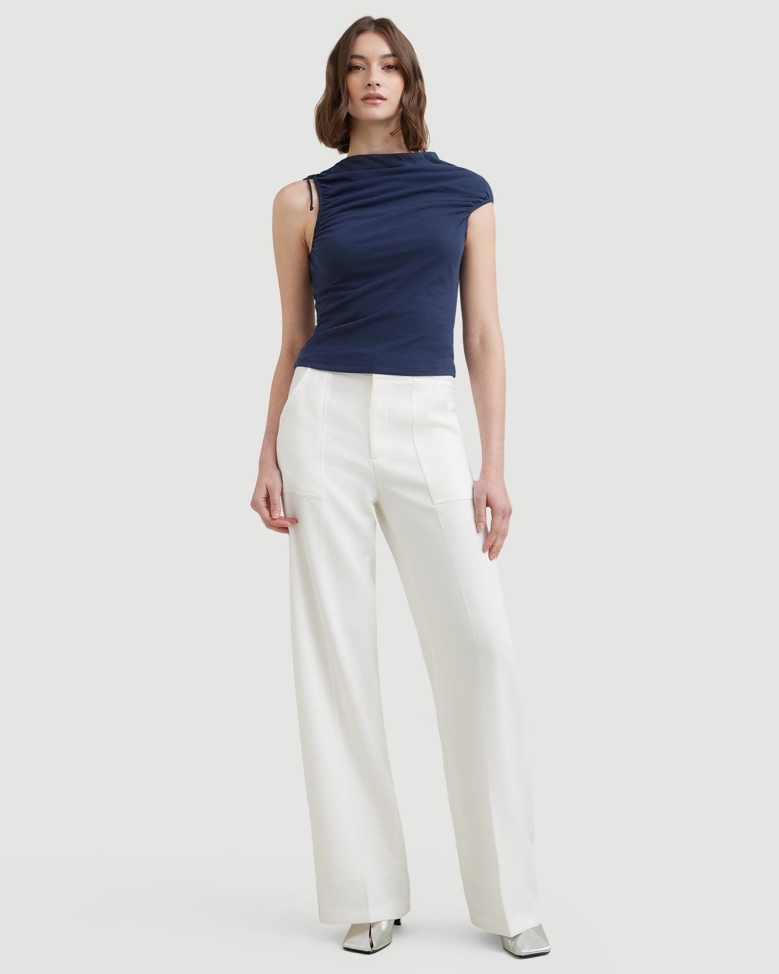 Laura | Delphine Ruched Sleeveless Tee in Size Small