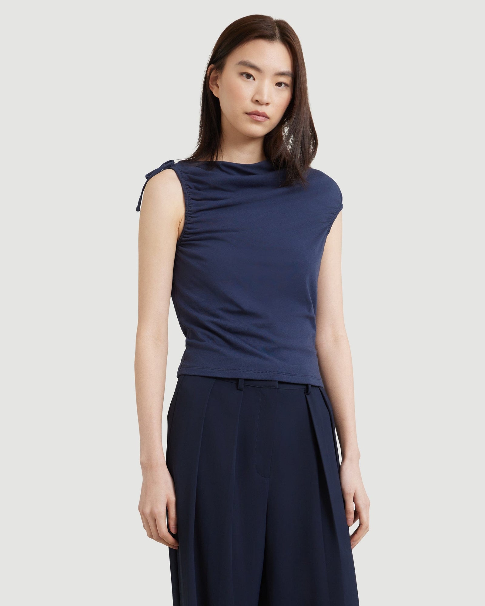 Jae | Delphine Ruched Sleeveless Tee in Size Small