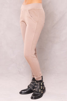 Women | Deluxe Weekender Jogger | Woodsmoke