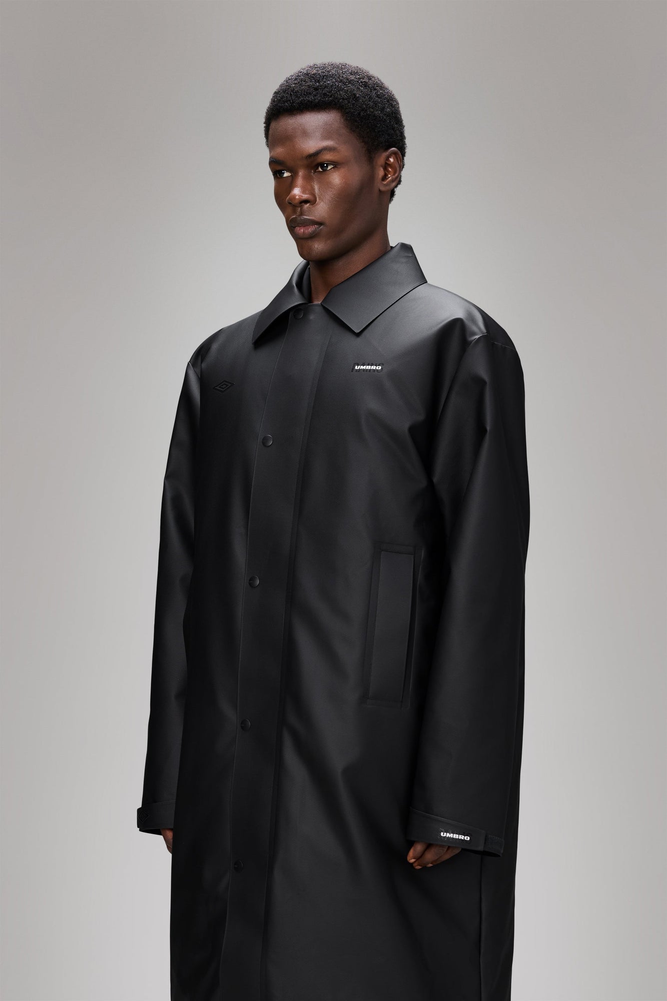Unisex | Rains x Umbro Manager Coat | Black
