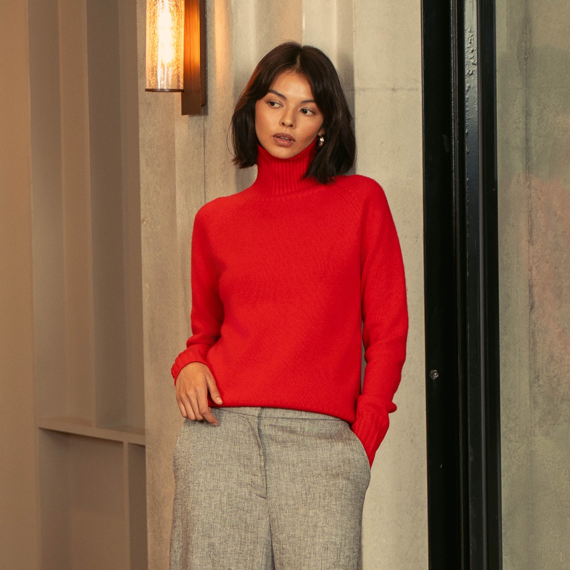 Womens | Emma Cashmere Relaxed Turtleneck Sweater | Chili Oil