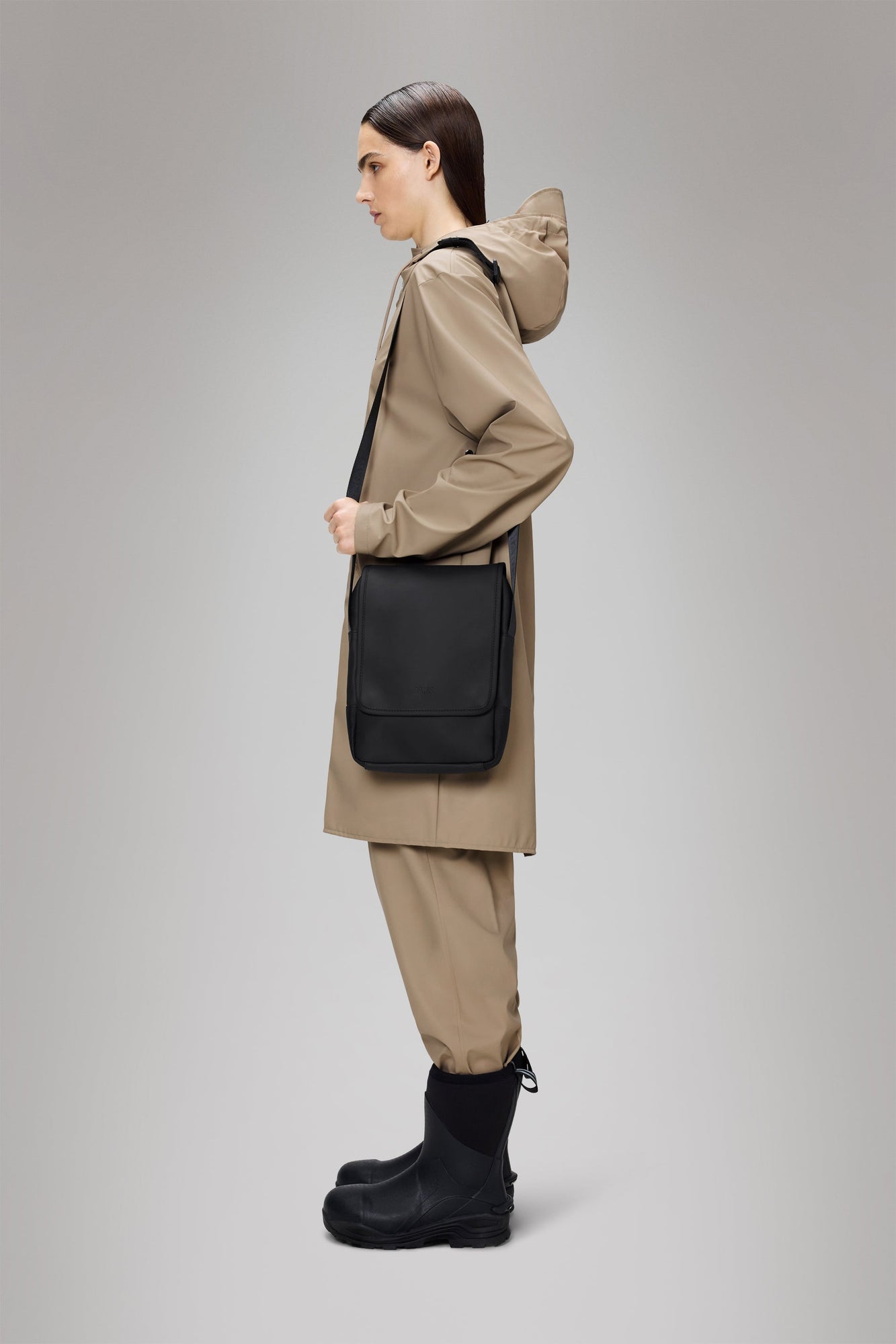 RAINS Trail Reporter Bag Black 3.40L H27 x D6 x W21 cm Crossbody