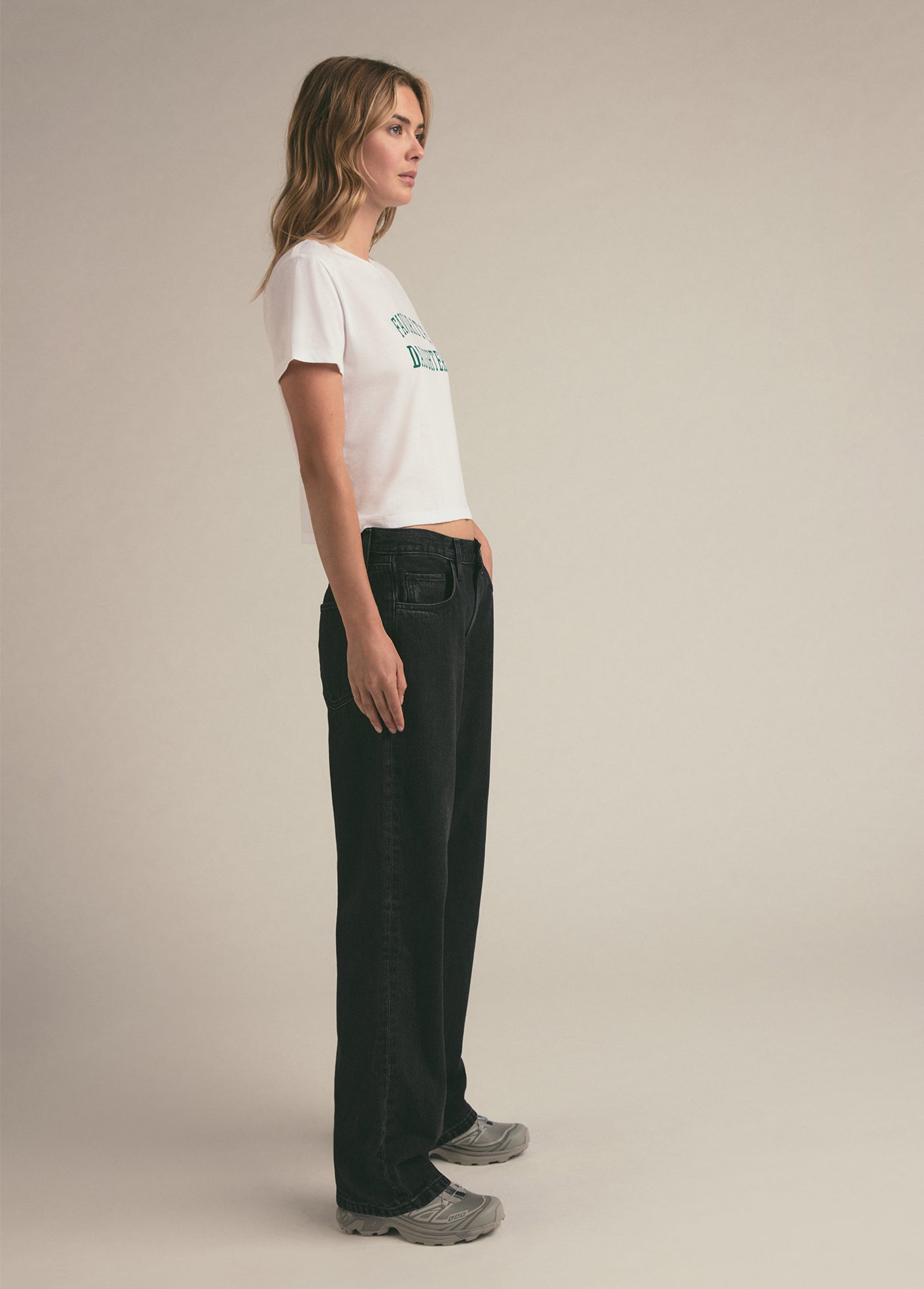 The Cropped Collegiate Tee | White Juniper
