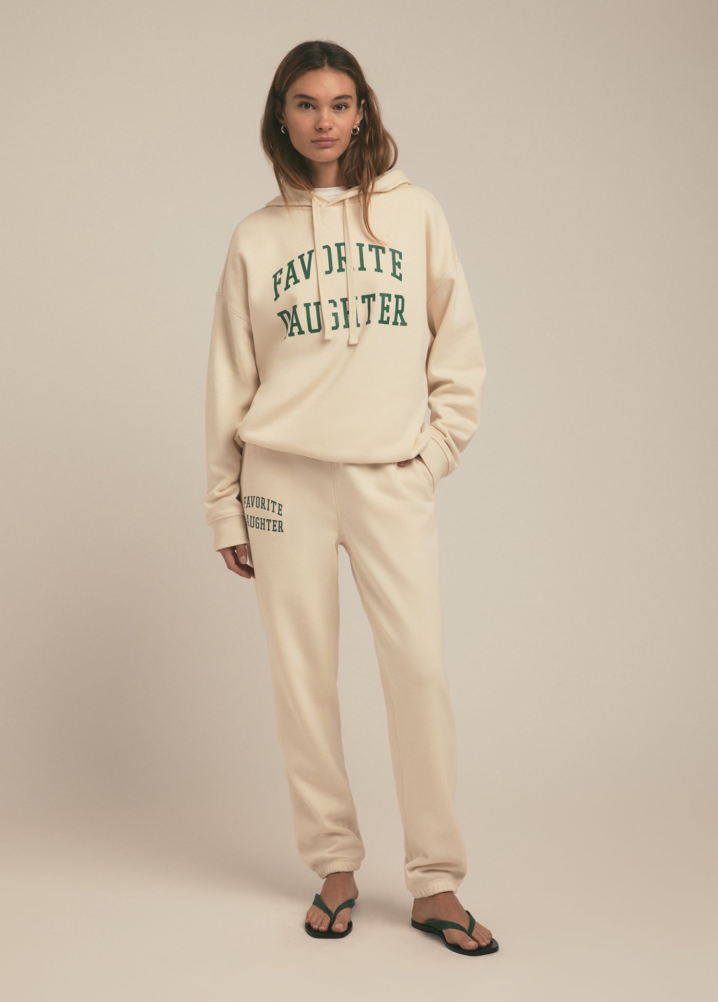The Collegiate Jogger | Ivory