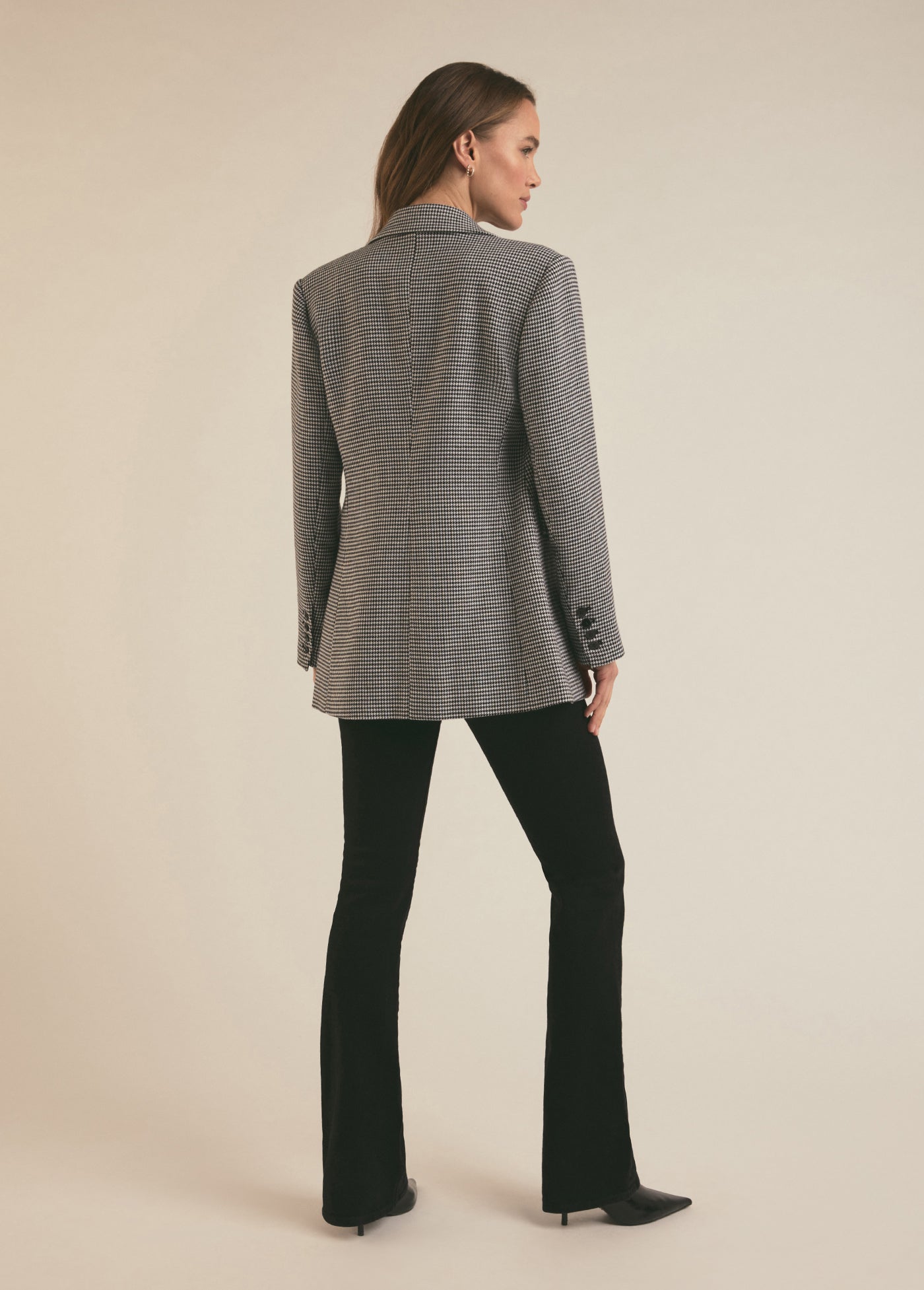 black white houndstooth