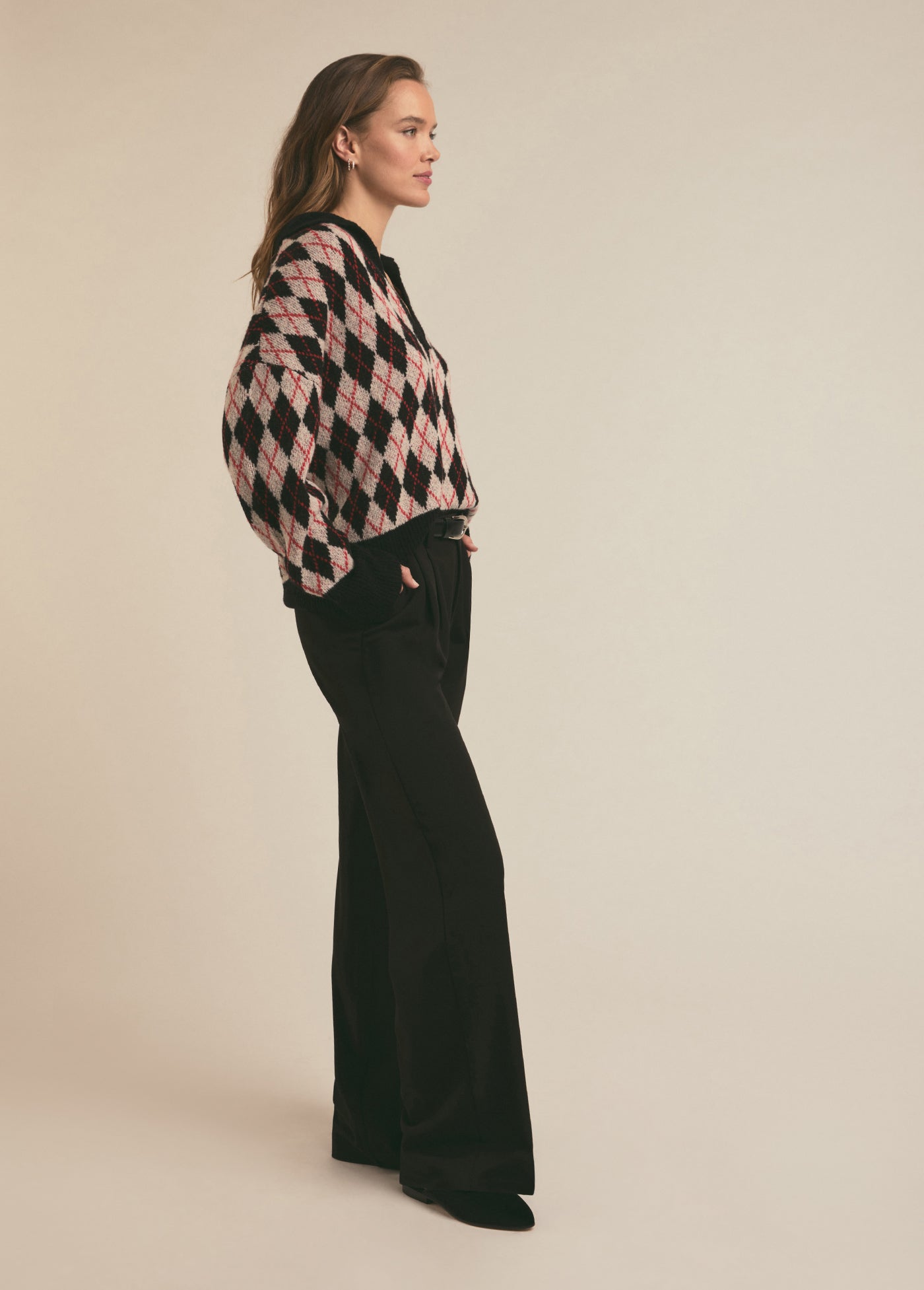 The Aria Sweater | Black Red Argyle