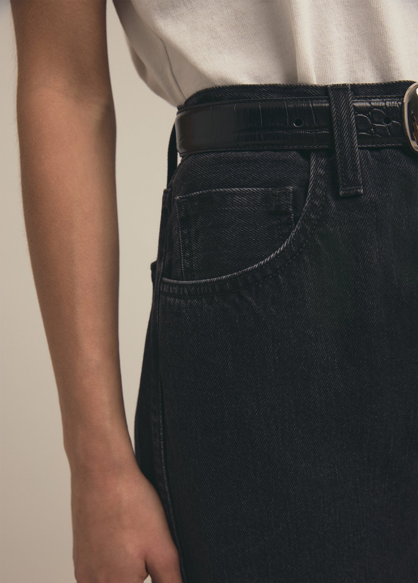 The Nikki Mid Rise Barrel | Asphalt