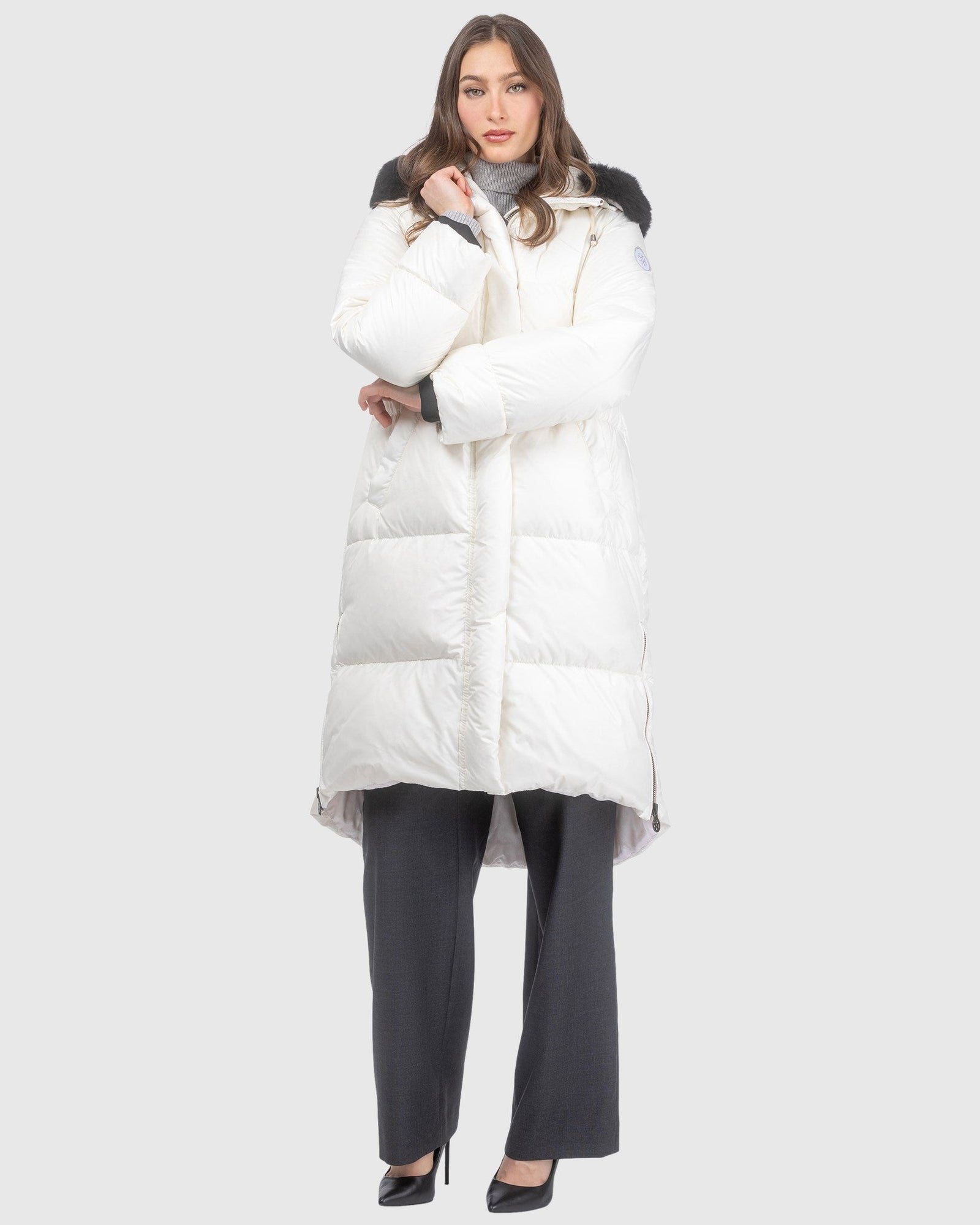 Après-Ski Jacket With Detachable Toscana Lamb Hood Trim | Ivory/Black (V6)