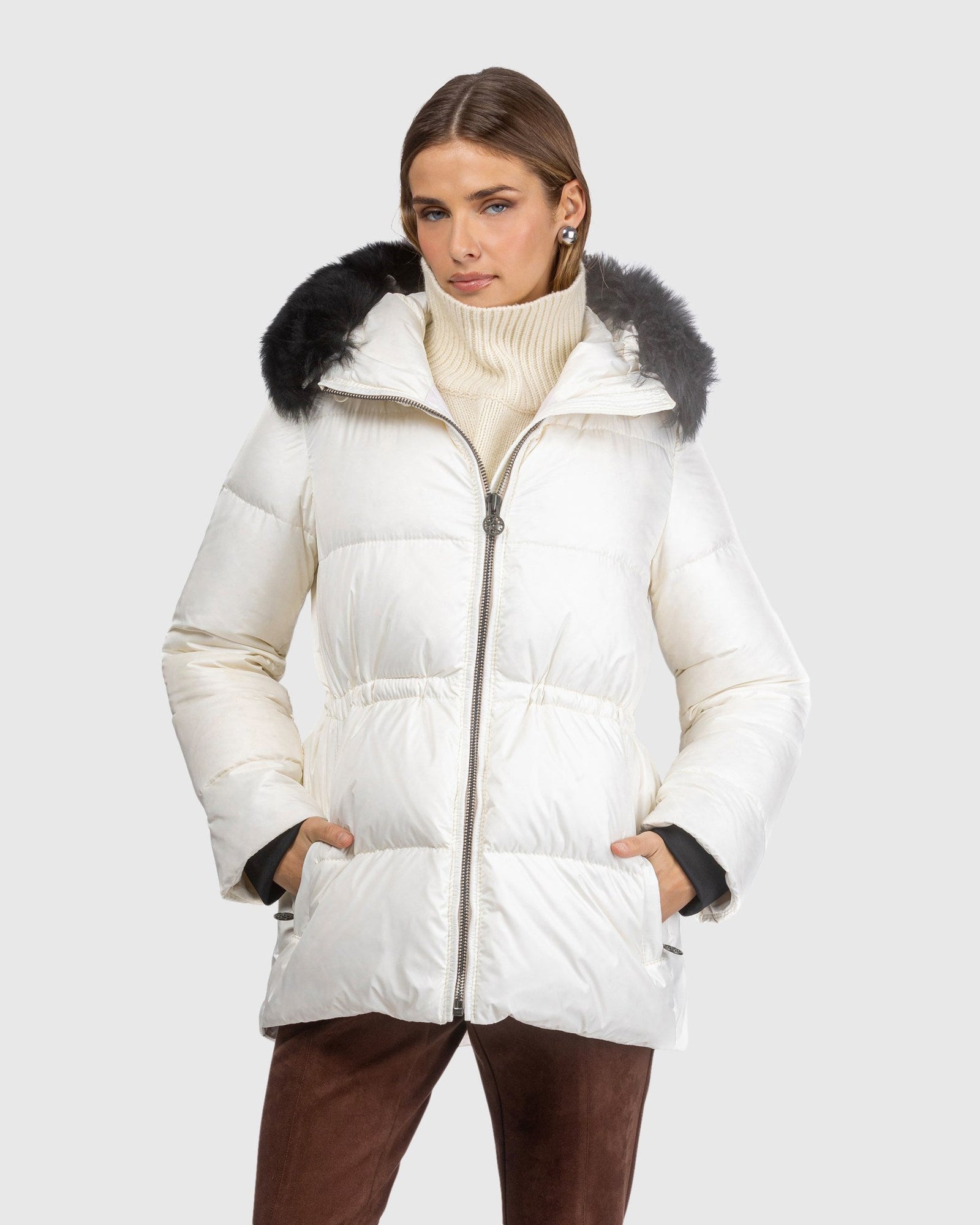 Après-Ski Jacket With Detachable Toscana Lamb Hood Trim | Ivory/Black (V9)