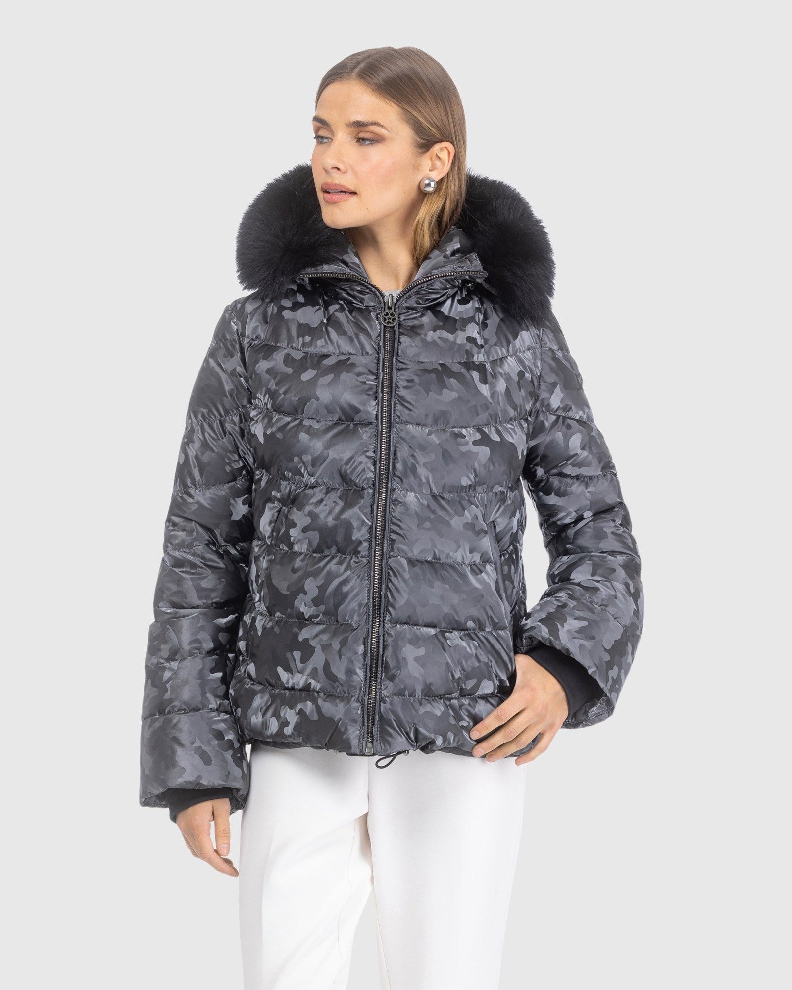 Après-Ski Jacket With Detachable Toscana Lamb Hood Trim | Gray Camo/Black (V3)
