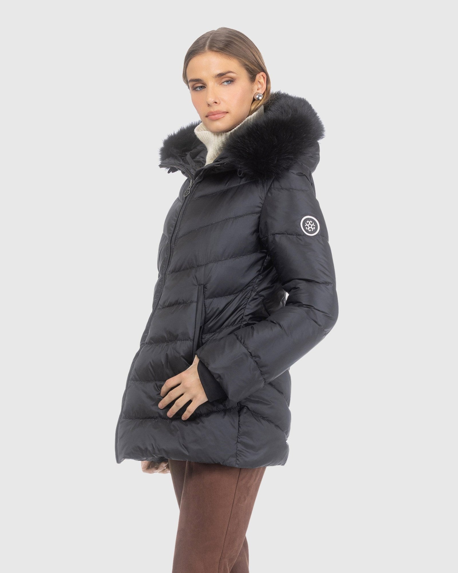 Après-Ski Jacket With Detachable Toscana Lamb Hood Trim | Black/Black (V7)
