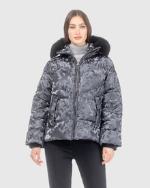 Après-Ski Jacket With Detachable Toscana Lamb Hood Trim | Gray Camo/Black (V8)