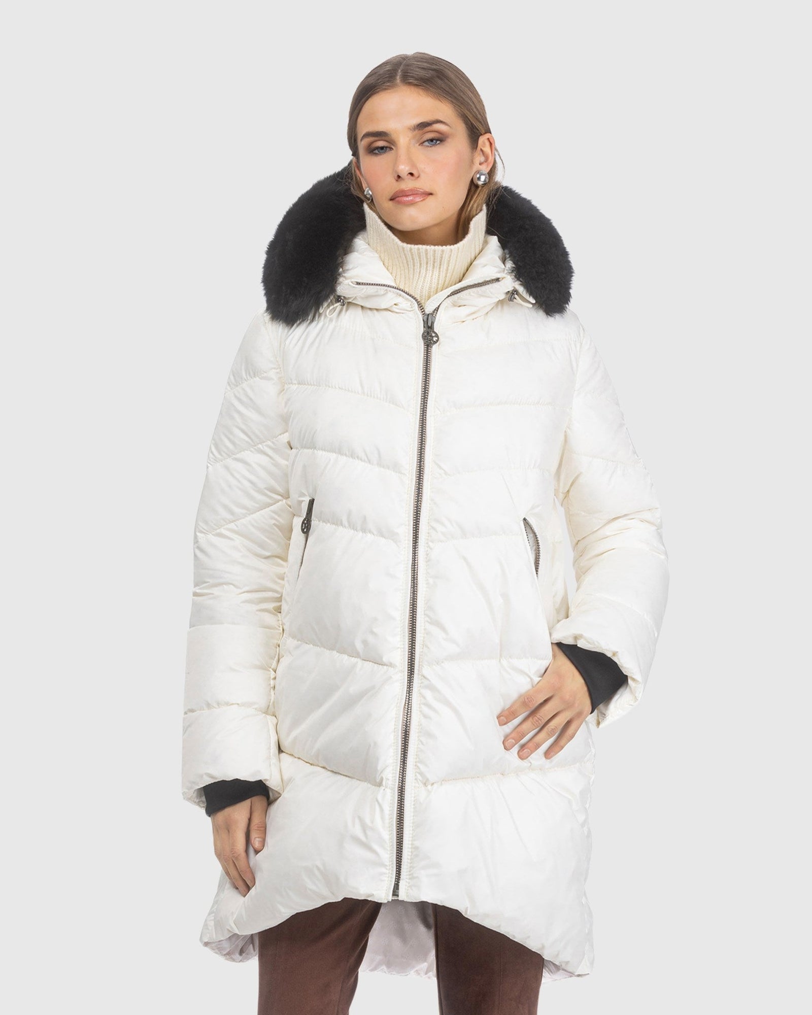 Après-Ski Jacket With Detachable Toscana Lamb Hood Trim | Ivory/Black (V7)