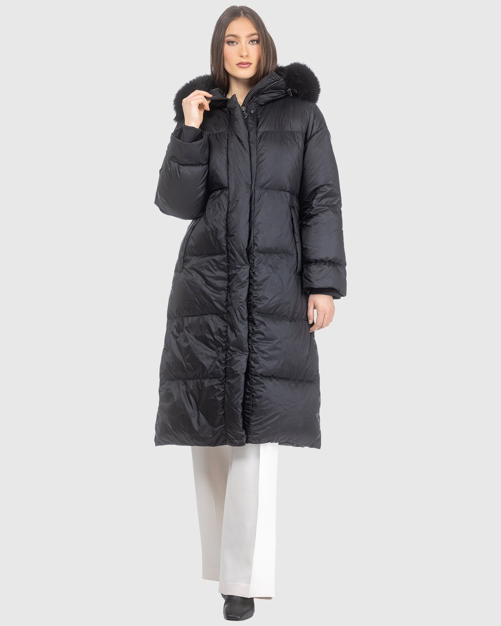 Après-Ski Jacket With Detachable Toscana Lamb Hood Trim | Black/Black (V18)