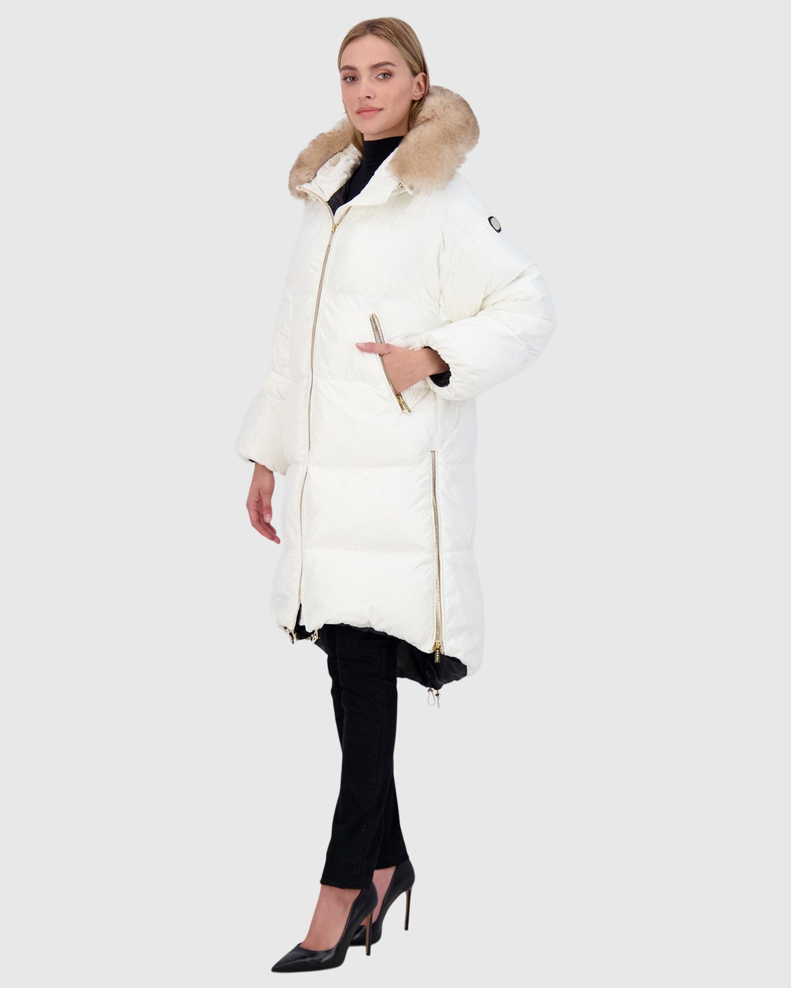 Après-Ski Jacket With Detachable Toscana Lamb Hood Trim | Ivory/Whiskey (V1)