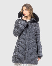 Après-Ski Jacket With Detachable Toscana Lamb Hood Trim | Gray Camo/Black (V2)