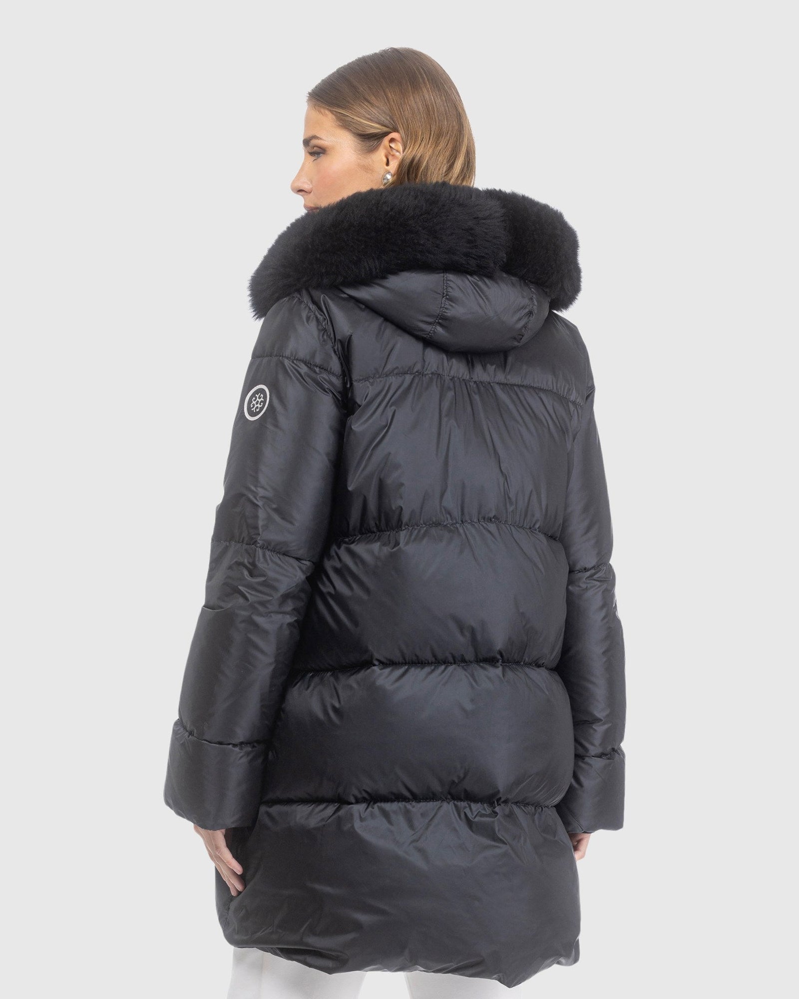 Après-Ski Jacket With Detachable Toscana Lamb Hood Trim | Black/Black (V13)
