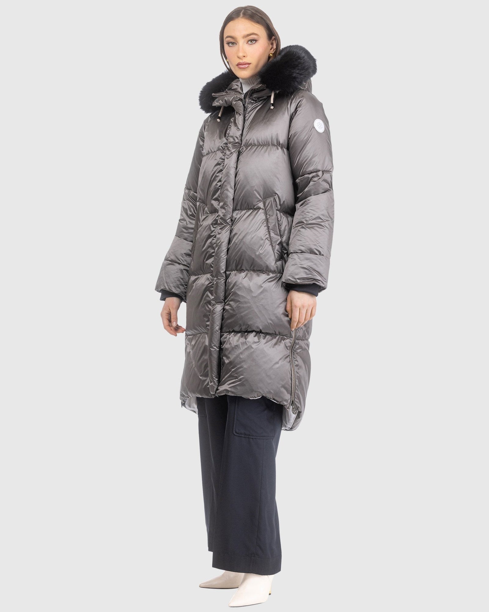 Après-Ski Jacket With Detachable Toscana Lamb Hood Trim | Greige/Black (V9)