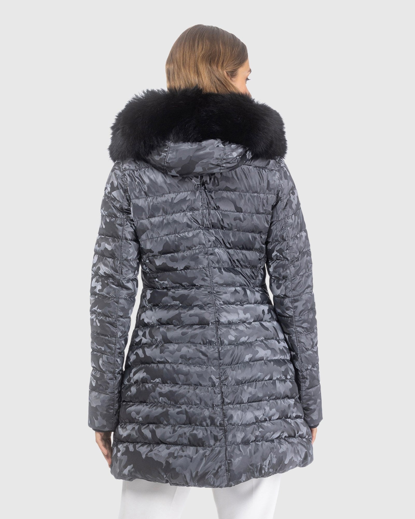 Après-Ski Jacket With Detachable Toscana Lamb Hood Trim | Gray Camo/Black (V1)