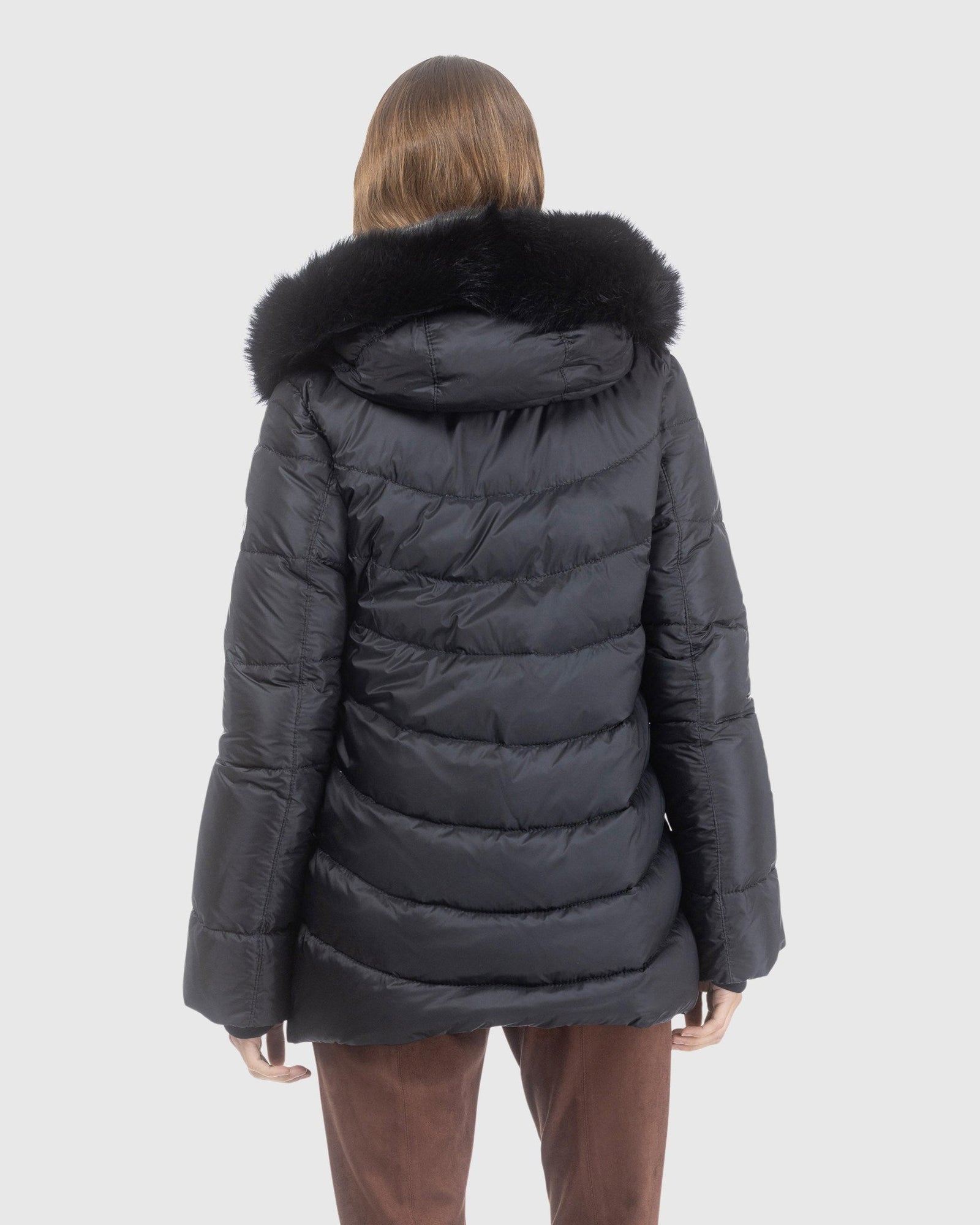 Après-Ski Jacket With Detachable Toscana Lamb Hood Trim | Black/Black (V7)