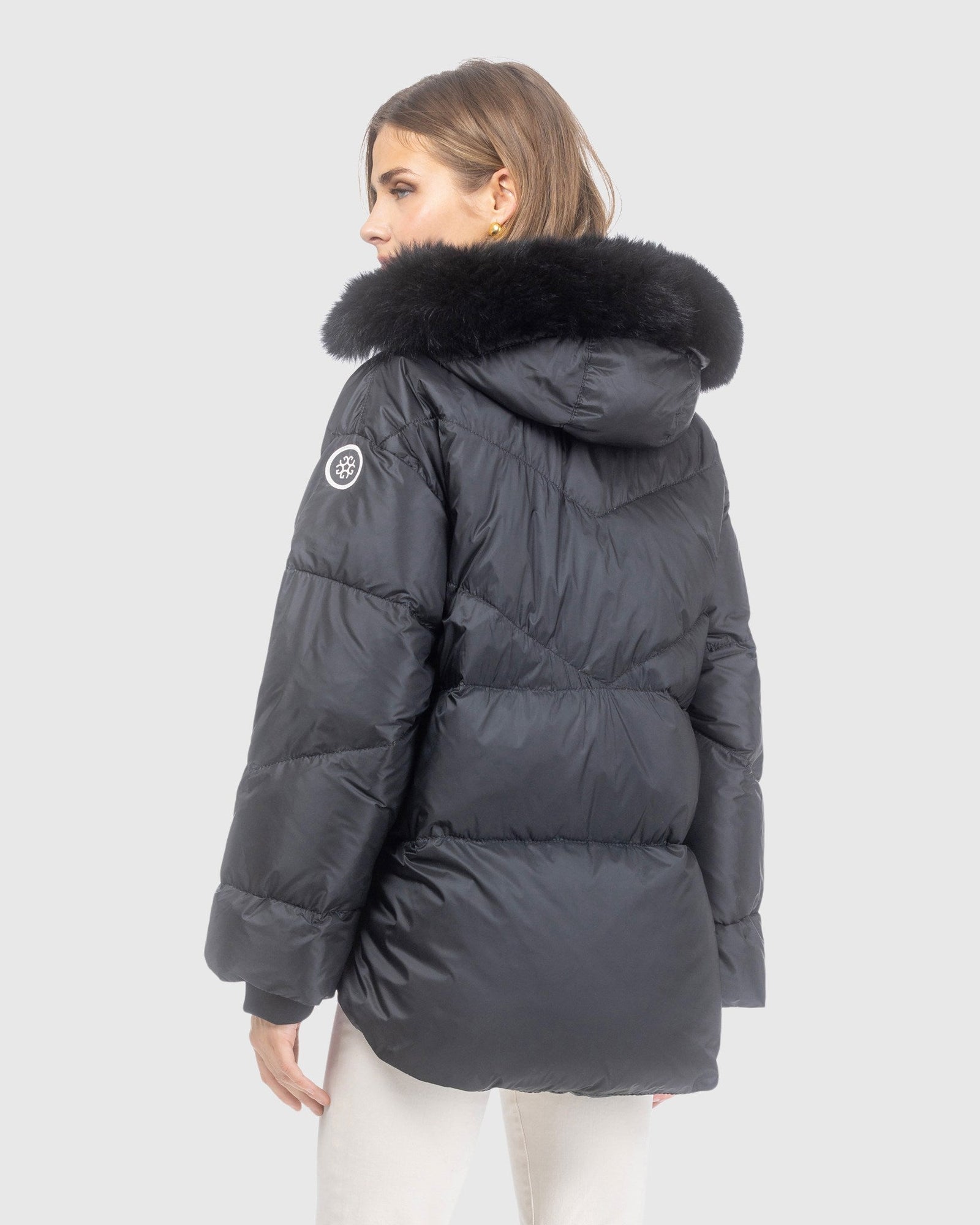 Après-Ski Jacket With Detachable Toscana Lamb Hood Trim | Black/Black (V12)
