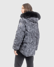 Après-Ski Jacket With Detachable Toscana Lamb Hood Trim | Gray Camo/Black (V8)