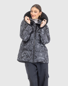 Après-Ski Jacket With Detachable Toscana Lamb Hood Trim | Gray Camo/Black (V9)