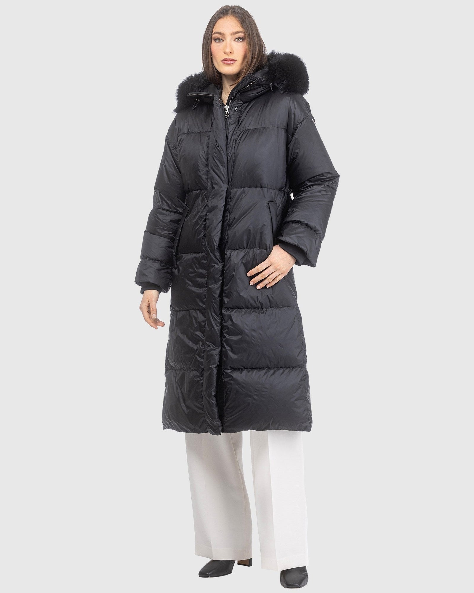 Après-Ski Jacket With Detachable Toscana Lamb Hood Trim | Black/Black (V18)