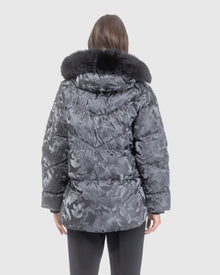 Après-Ski Jacket With Detachable Toscana Lamb Hood Trim | Gray Camo/Black (V8)