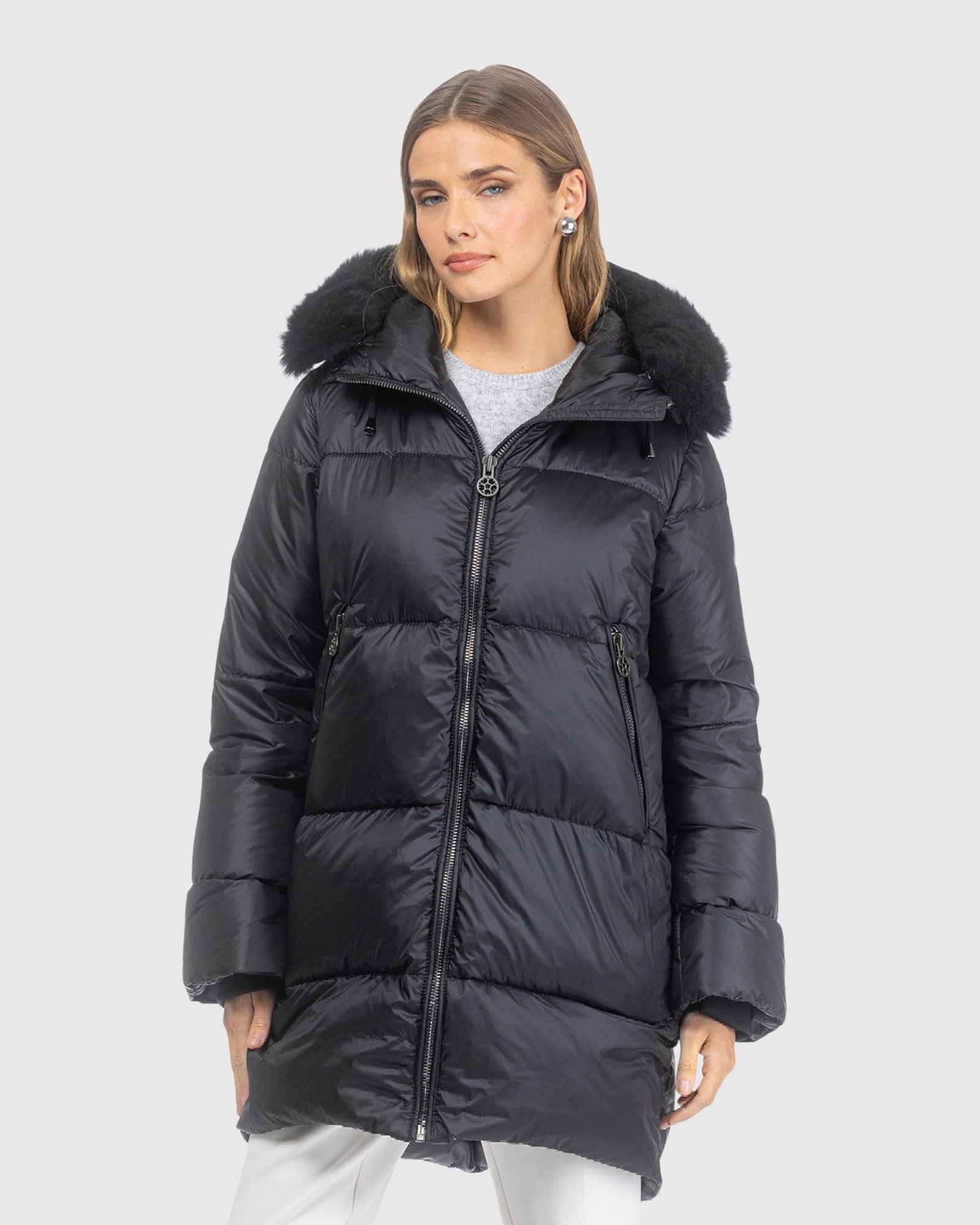 Après-Ski Jacket With Detachable Toscana Lamb Hood Trim | Black/Black (V13)