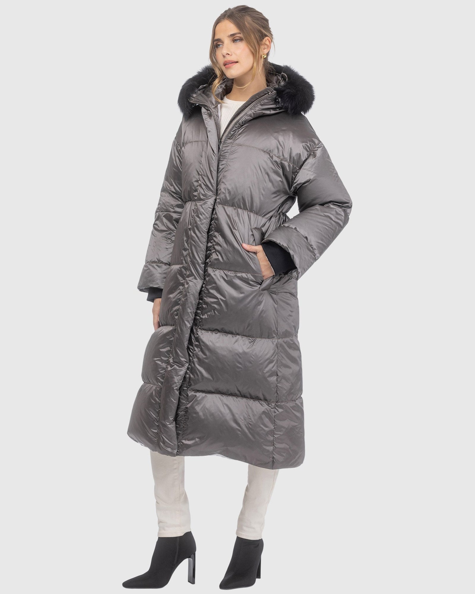 Après-Ski Jacket With Detachable Toscana Lamb Hood Trim | Greige/Black (V11)