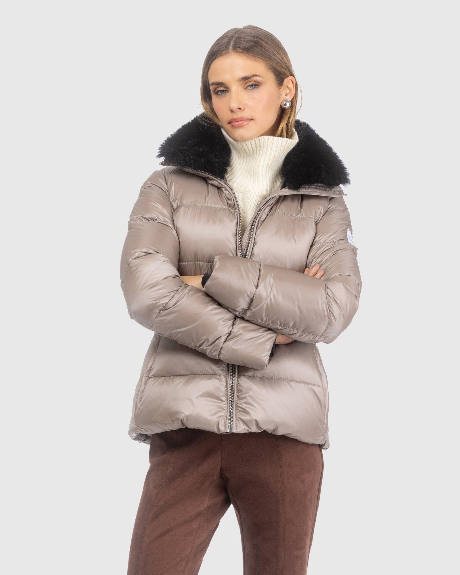 Après-Ski Jacket With Detachable Toscana Lamb Collar | Stone/Black