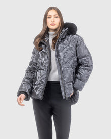 Après-Ski Jacket With Detachable Toscana Lamb Hood Trim | Gray Camo/Black (V8)