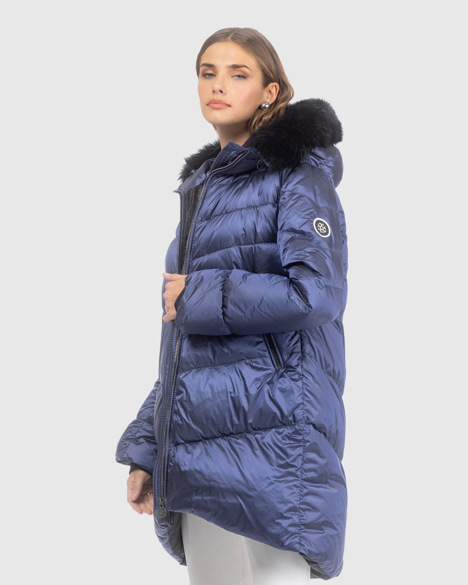 Après-Ski Jacket With Detachable Toscana Lamb Hood Trim | Ocean Blue/Black (V8)