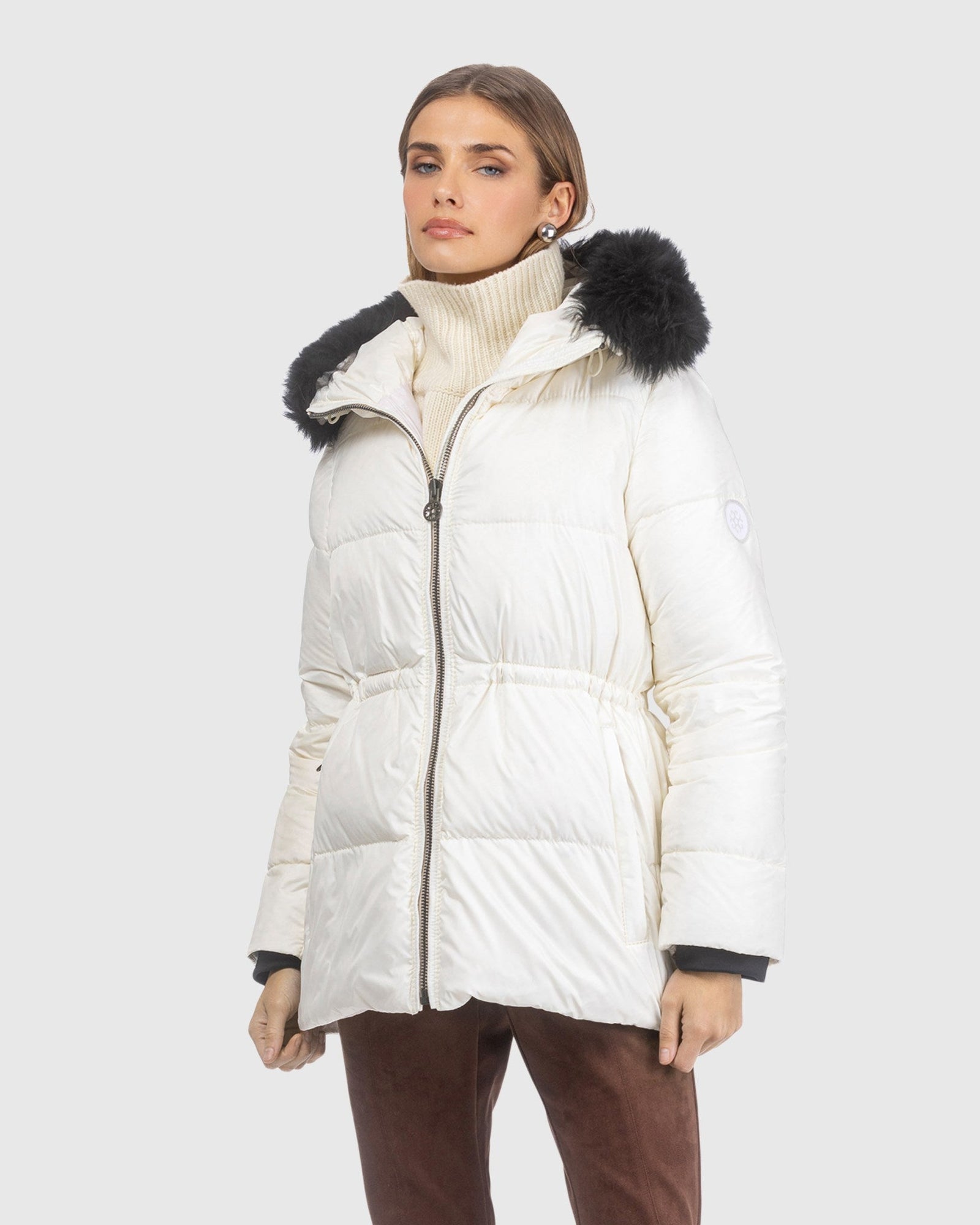 Après-Ski Jacket With Detachable Toscana Lamb Hood Trim | Ivory/Black (V9)