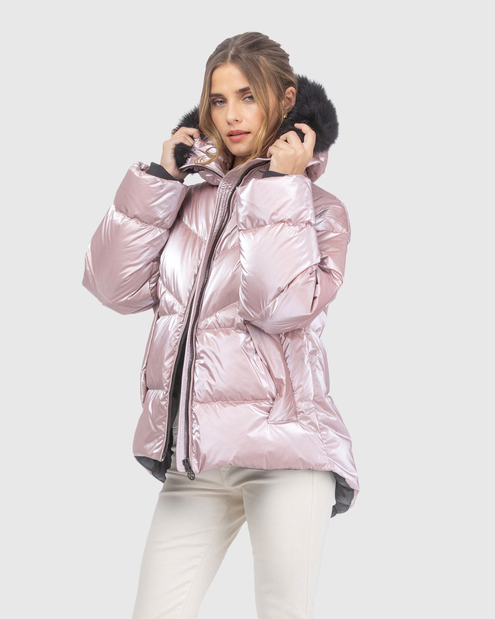 Après-Ski Jacket With Detachable Toscana Lamb Hood Trim | Pink/Black (V5)