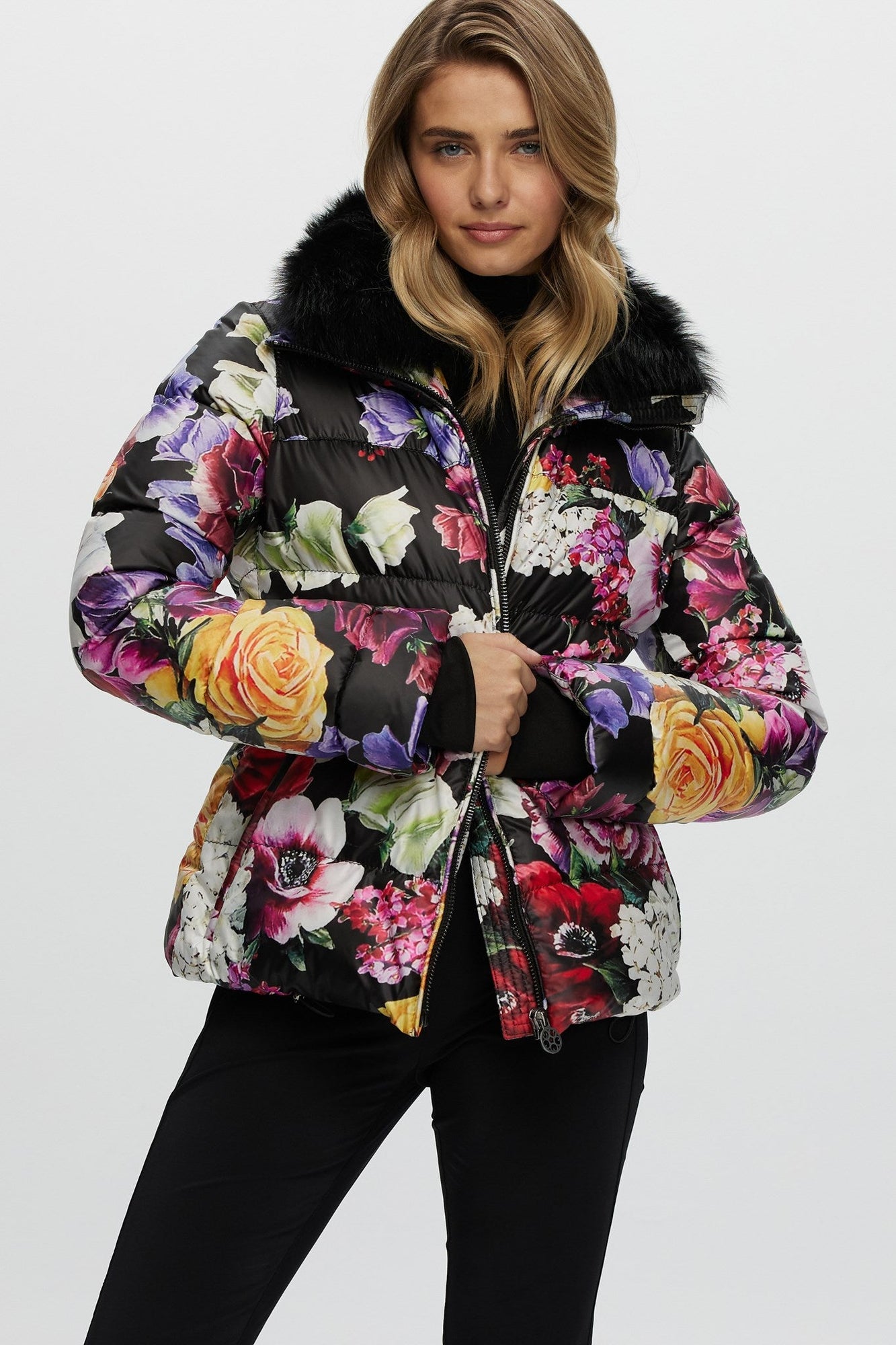 Après-Ski Jacket With Detachable Toscana Shearling Lamb Collar | Women | Black Floral x Black