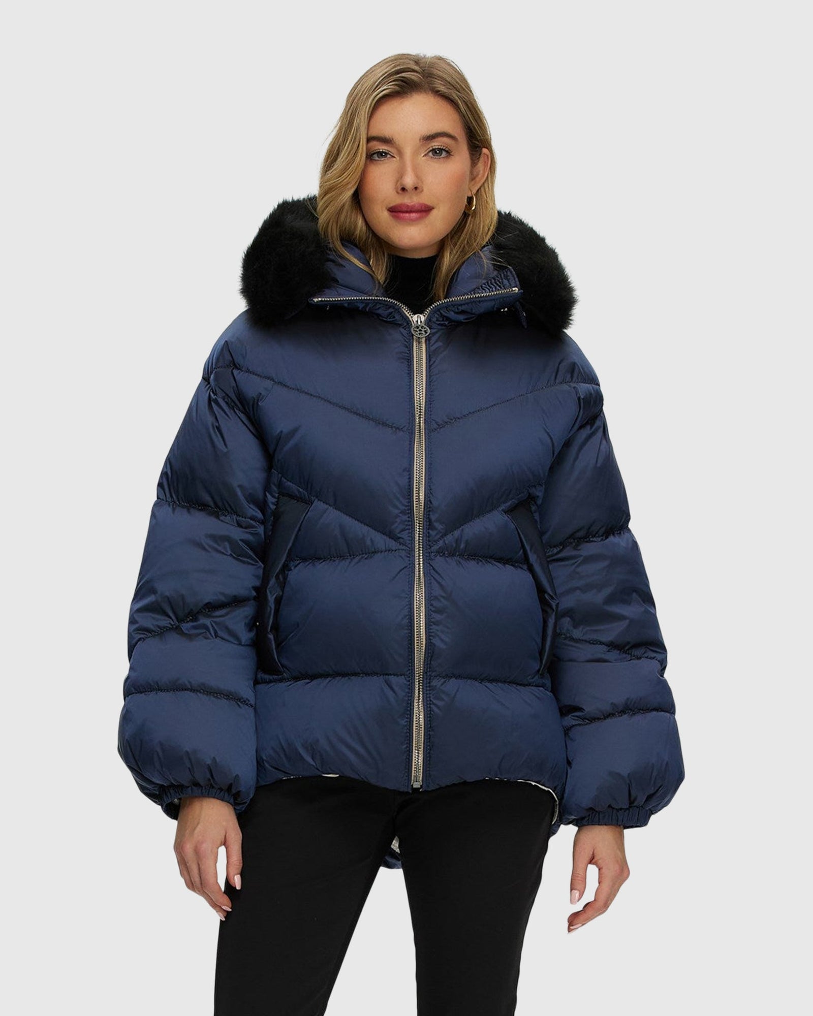 Après-Ski Jacket With Detachable Toscana Shearling Lamb Hood Trim | Ocean Blue/Black (V2)