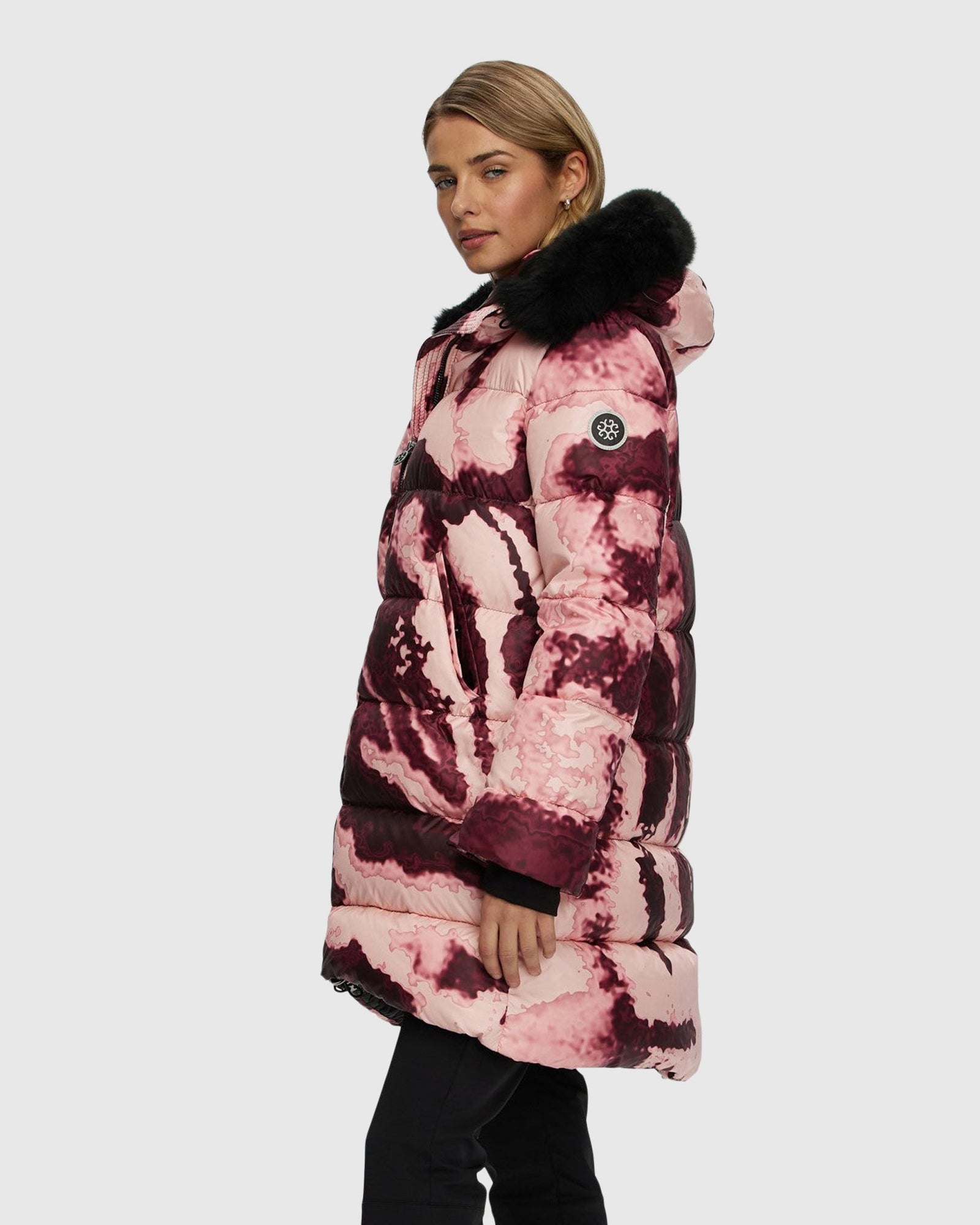 Après-Ski Jacket With Detachable Toscana Shearling Lamb Hood Trim | Burgundy Abstract/Black (V1)