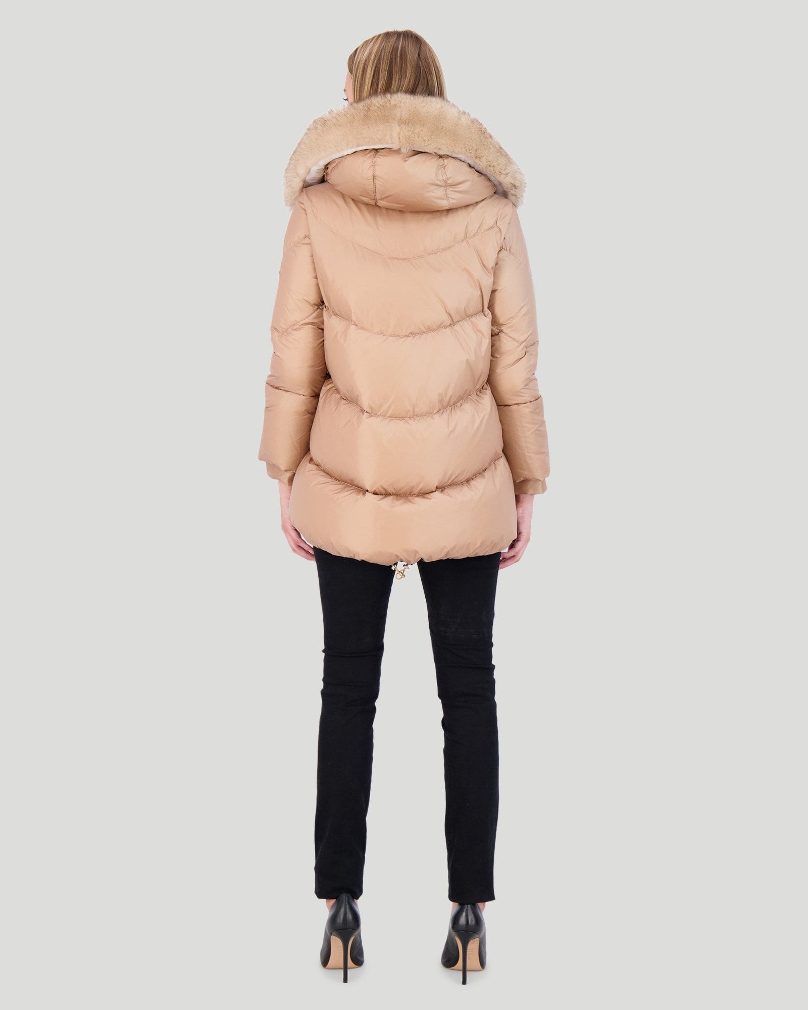 Après-Ski Jacket With Detachable Toscana Shearling Lamb Hood Trim | Women | Camel x Whiskey (V2)