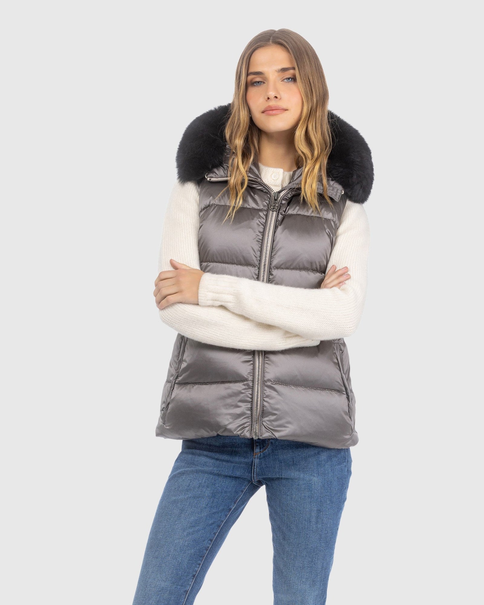 Après-Ski Vest With Detachable Toscana Lamb Hood Trim | Greige/Black