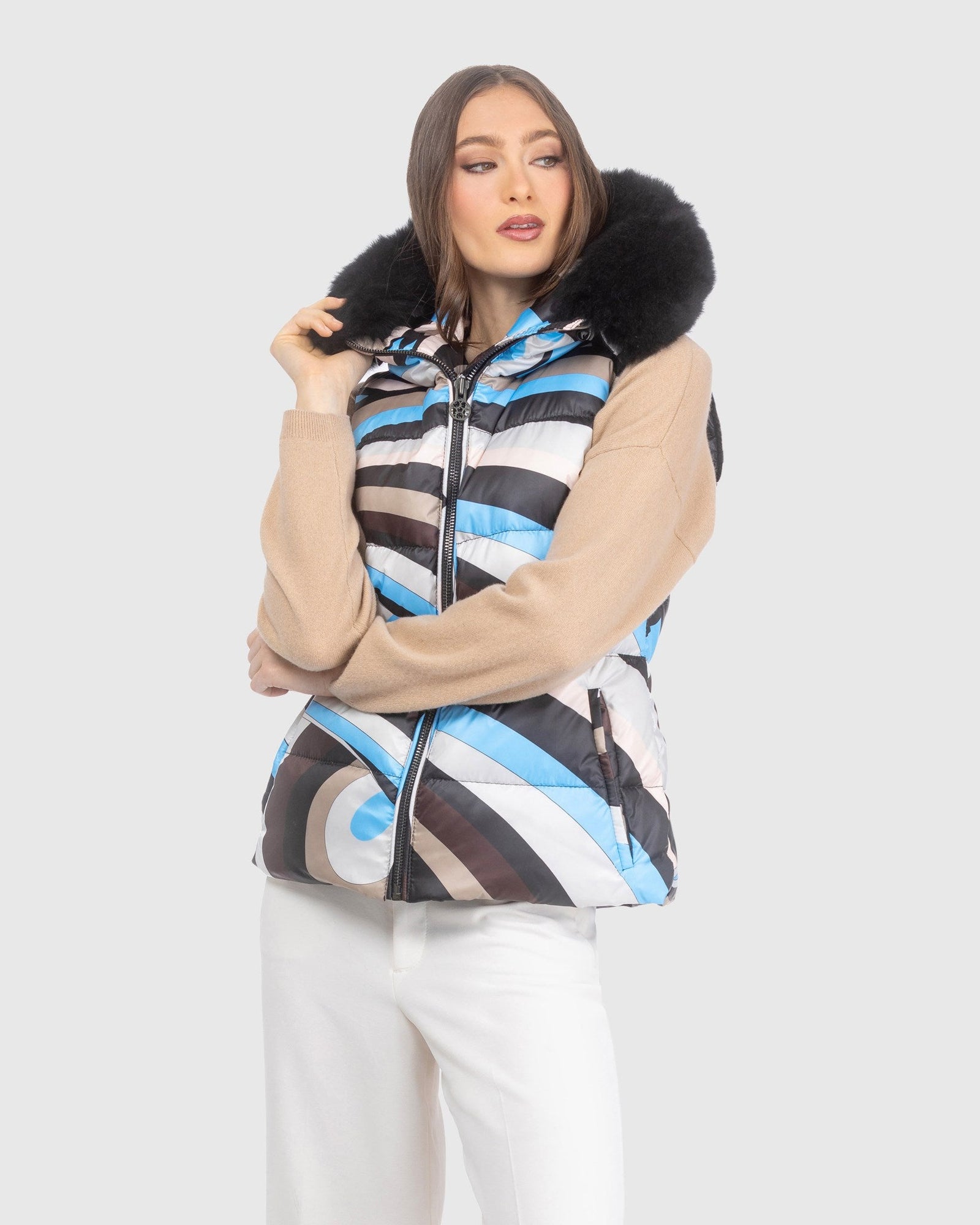 Après-Ski Vest With Detachable Toscana Lamb Hood Trim | Sky/Brown Swirl/Black