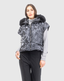 Après-Ski Vest With Detachable Toscana Lamb Hood Trim | Gray Camo/Black