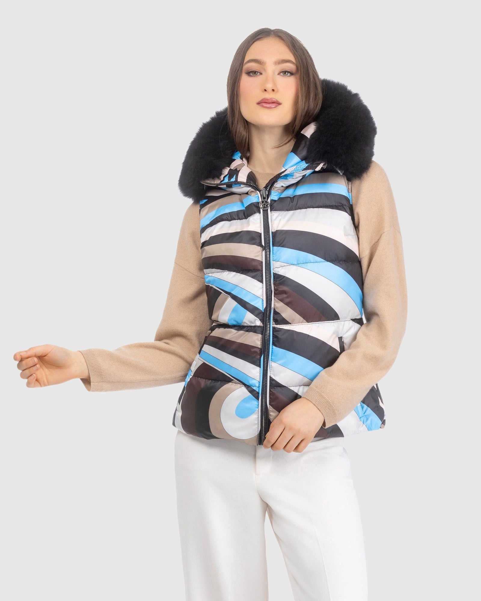 Après-Ski Vest With Detachable Toscana Lamb Hood Trim | Sky/Brown Swirl/Black